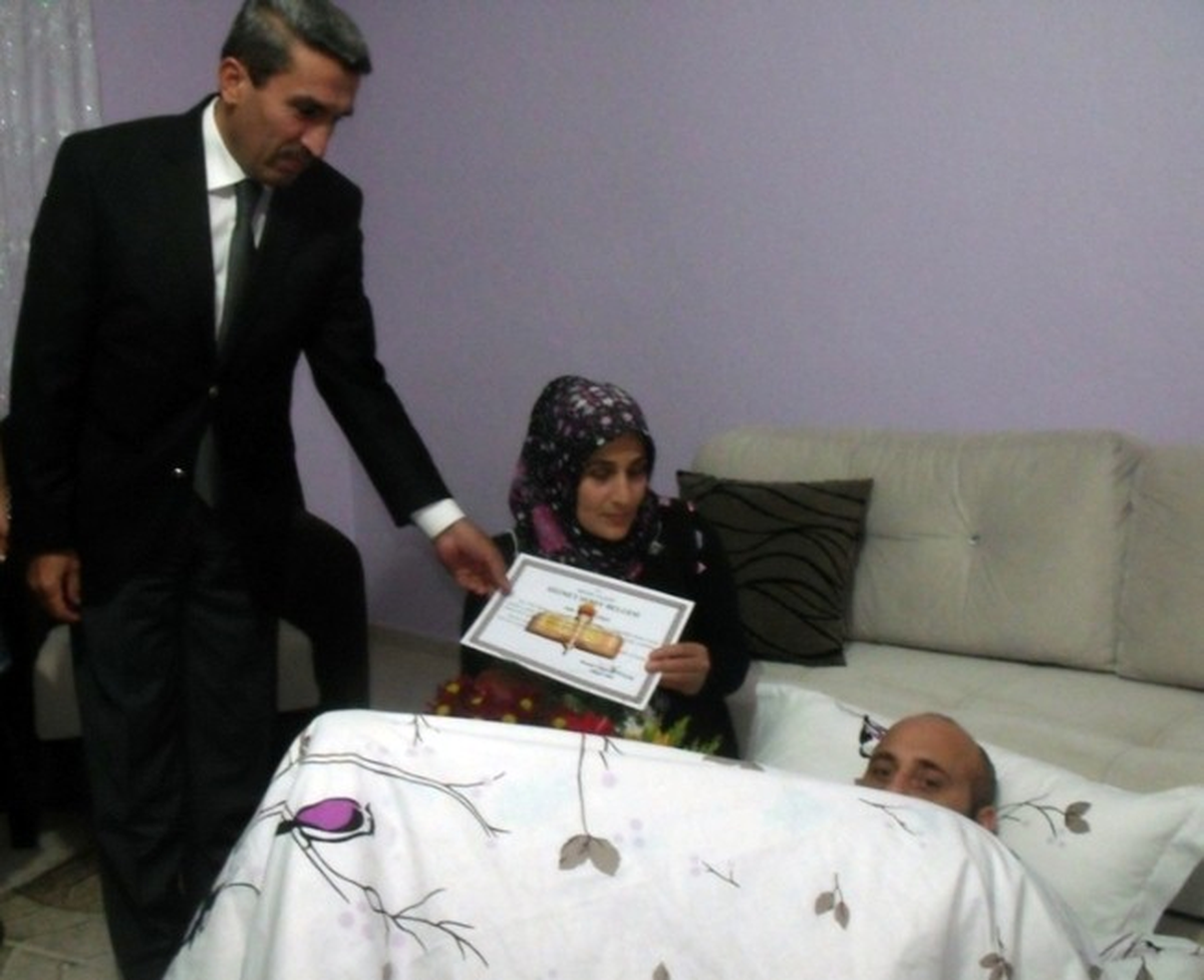Milli Eğitim Müdüründen Hasta Öğretmenlere Ziyaret