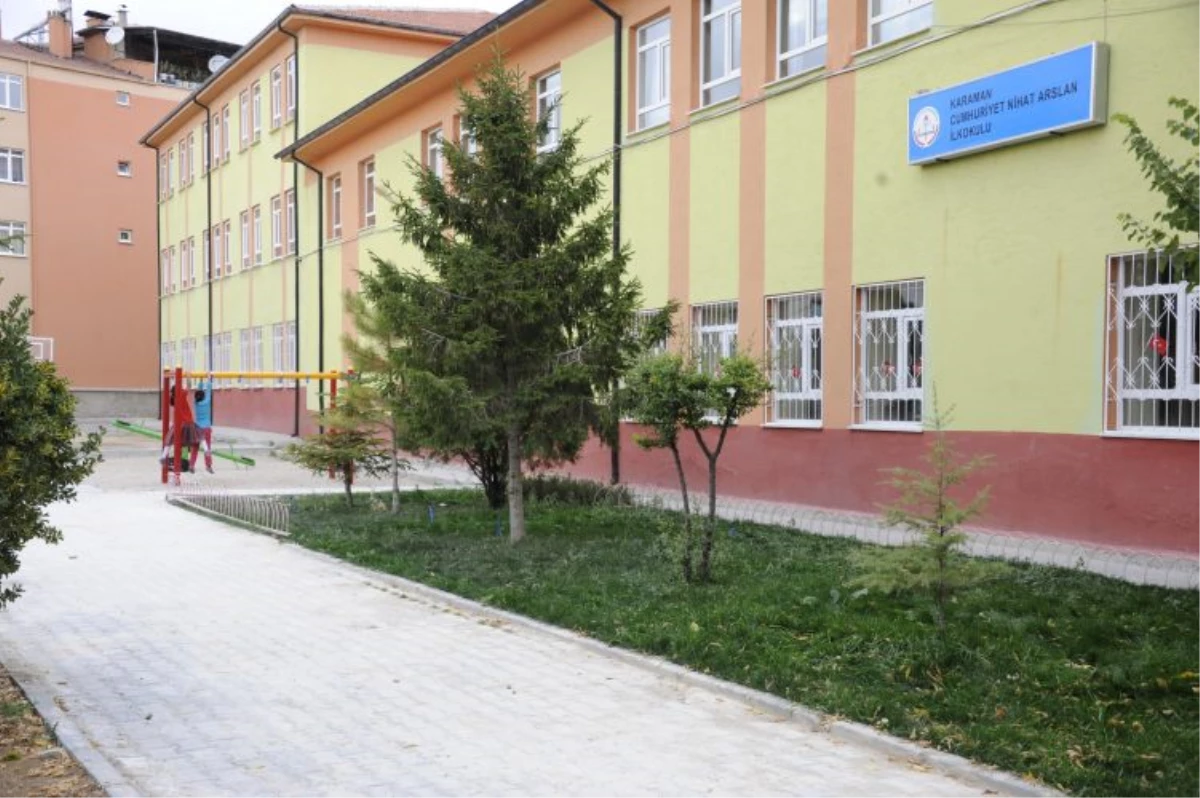 Okullar Hayat Olsun Projesi Karaman\'da da Hayat Buluyor