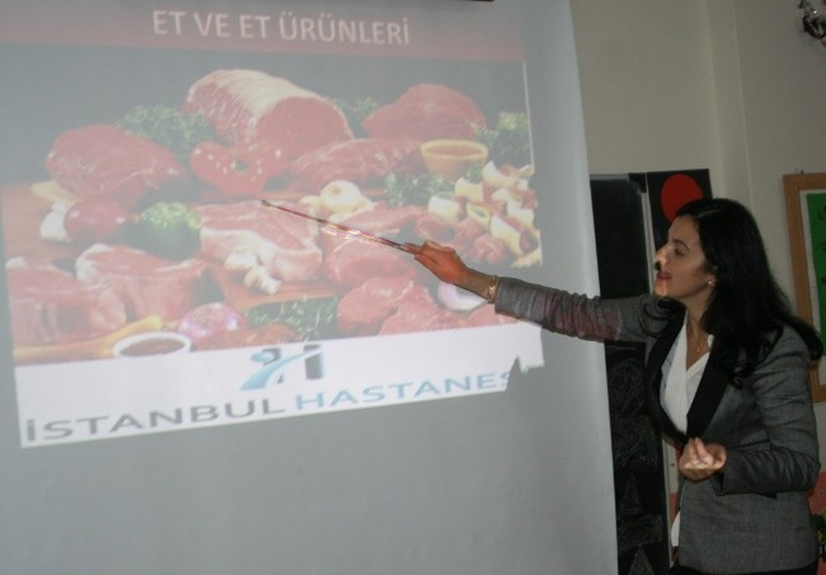 Özel İstanbul Hastanesi\'nden Öğrencilere Sağlıklı Beslenme Semineri