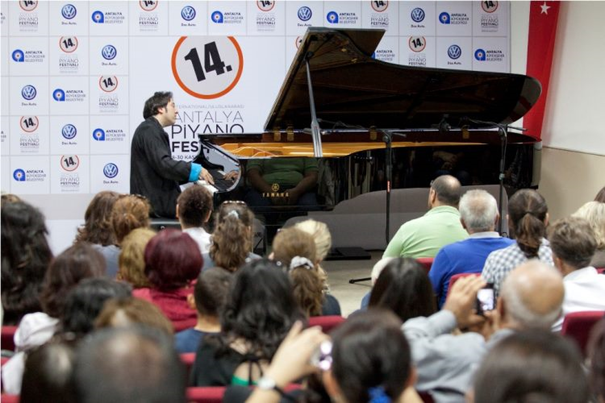 Piyano Festivali ile Şehirde Müzik Var
