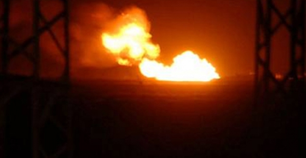 Polonya\'da Petrol Boru Hattında Patlama