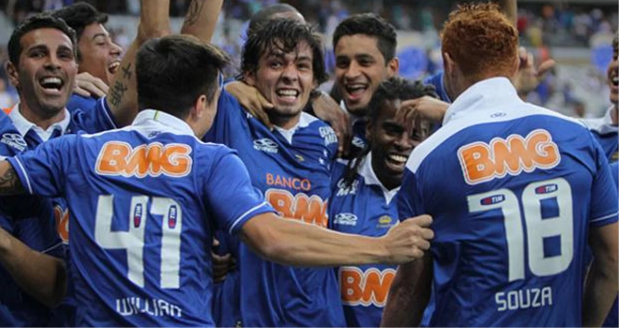 Şampiyon Cruzeiro!