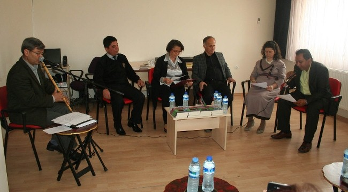 Toplum Ruh Sağlığı Merkezi Hastalarına Şiirle Moral