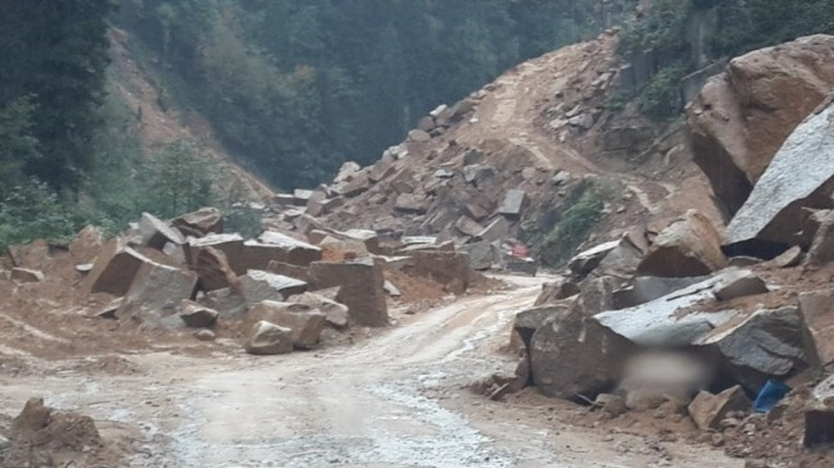 Trabzon\'da Çevreyi Kirletenlere 1 Milyon TL Para Cezası Kesildi