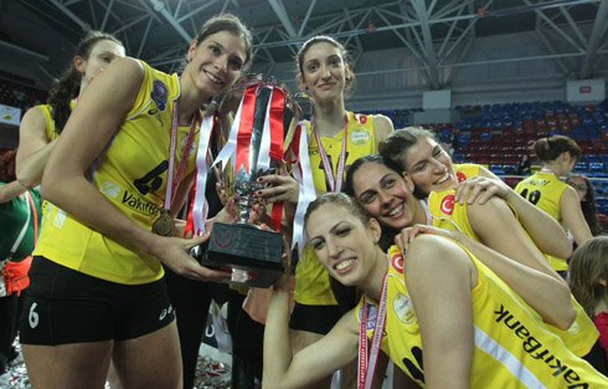 Voleybol: Acıbadem Bayanlar Ligi\'nde Görünüm