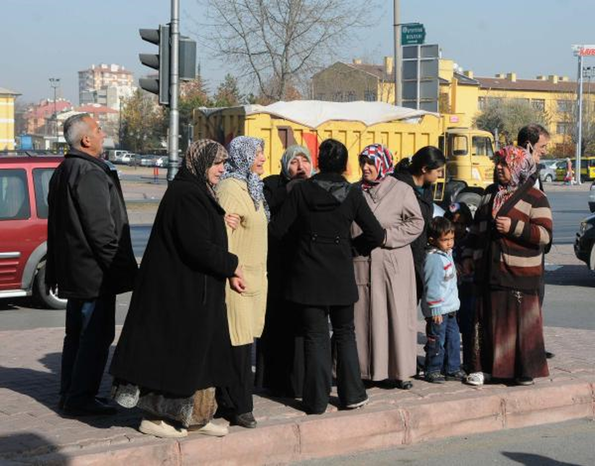 1 Kişinin Öldüğü Arapaşı Yemeğinden Alınan Örnekler İnceleniyor (2)