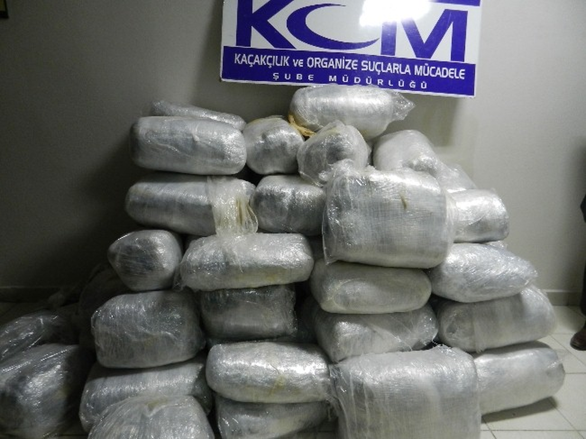 450 Kilo Uyuşturucuyla Yakalandı
