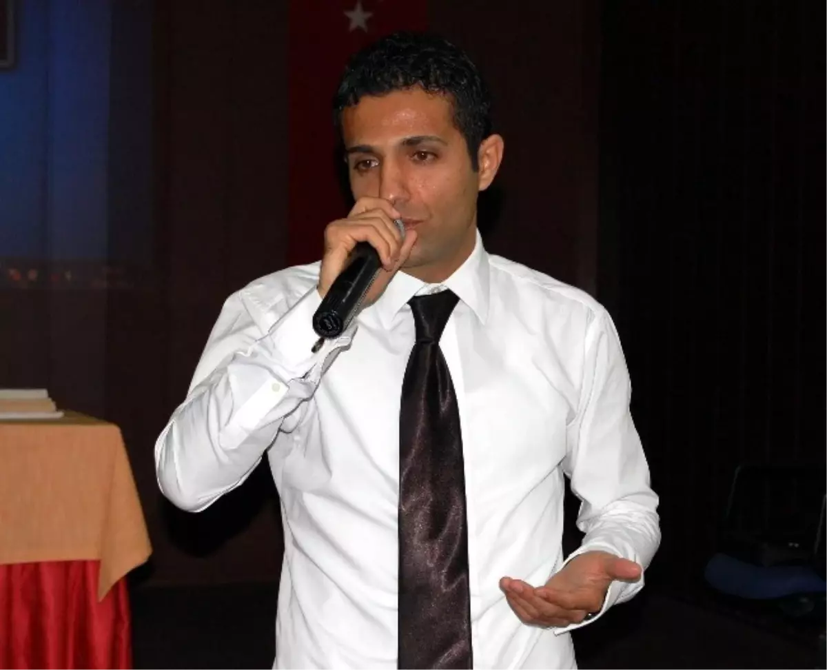 Yılın Öğretmeni Abdullah Yılmaz, Adıyaman\'ı Temsil Edecek