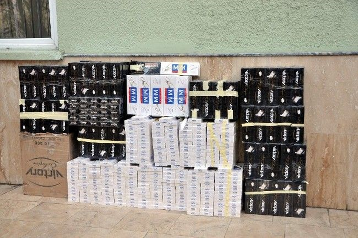 Alanya\'da Kaçak Sigara Operasyonu