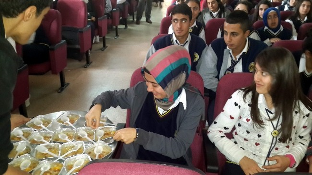 Altınşehir Lisesi\'nde \'Hoşgörü ve Muharrem\' Etkinliği