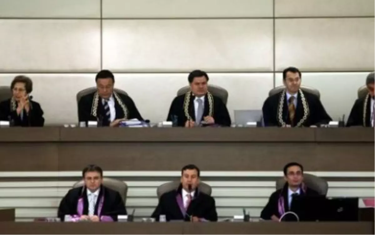 Anayasa Mahkemesi\'nden Mehmet Ağar\'a Veto