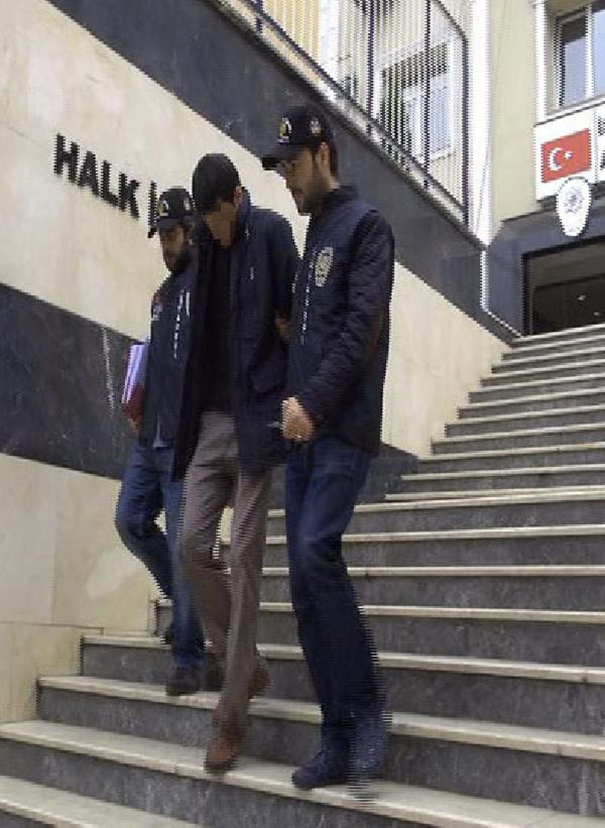 Asansör Sapığı Yakalandı