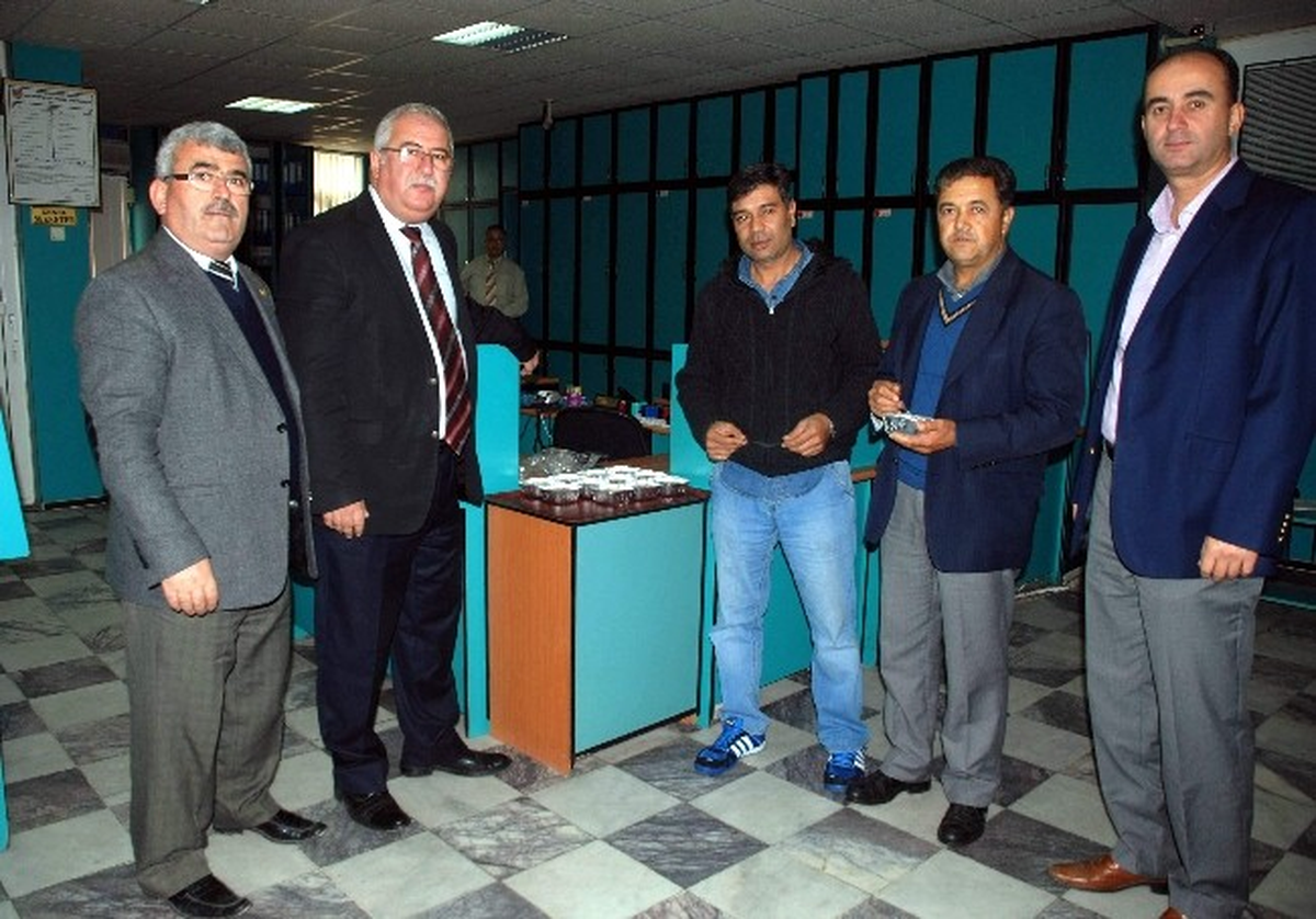 Aydın Şoförler Odası 3 Bin Kişiye Aşure Dağıttı