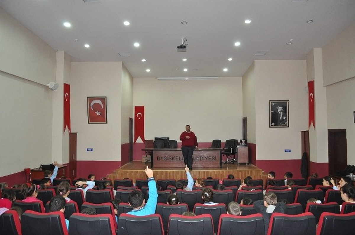 Başiskele Belediyesinden Öğrencilere Destek