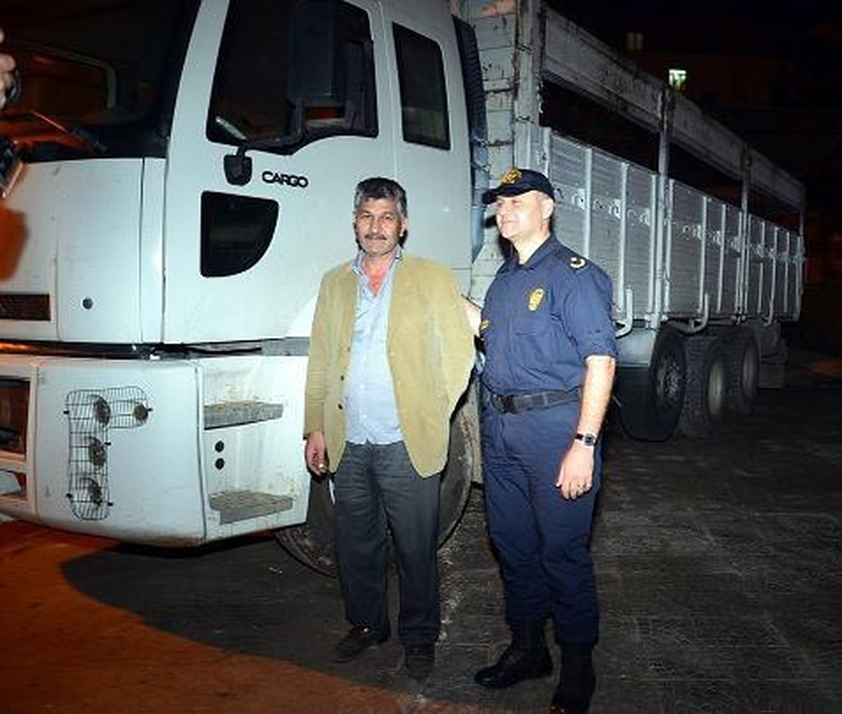 Çalıntı Kamyonet, 2 Yıl Sonra Sahibine Teslim Edildi
