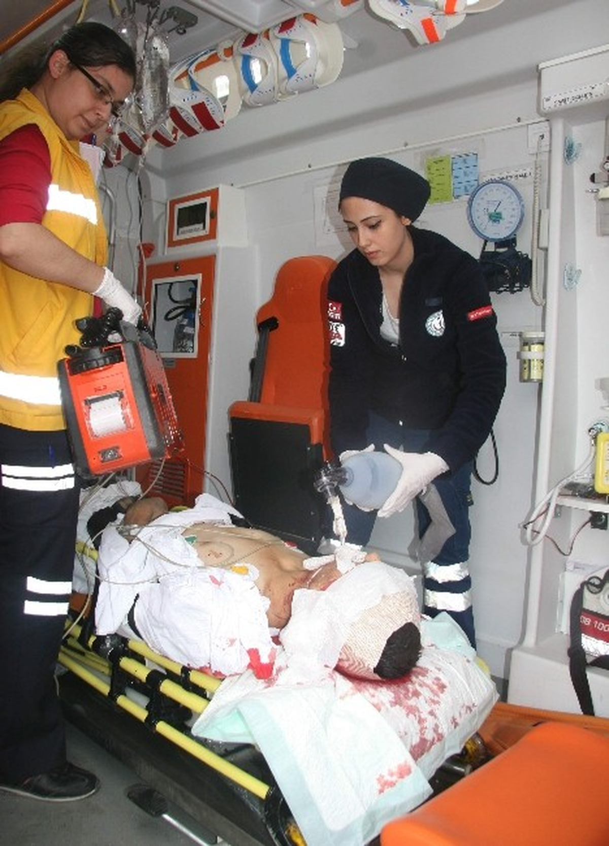 Çatışmalarda Yaralanan 9 Kişi Tedavi İçin Kilis\'e Getirildi