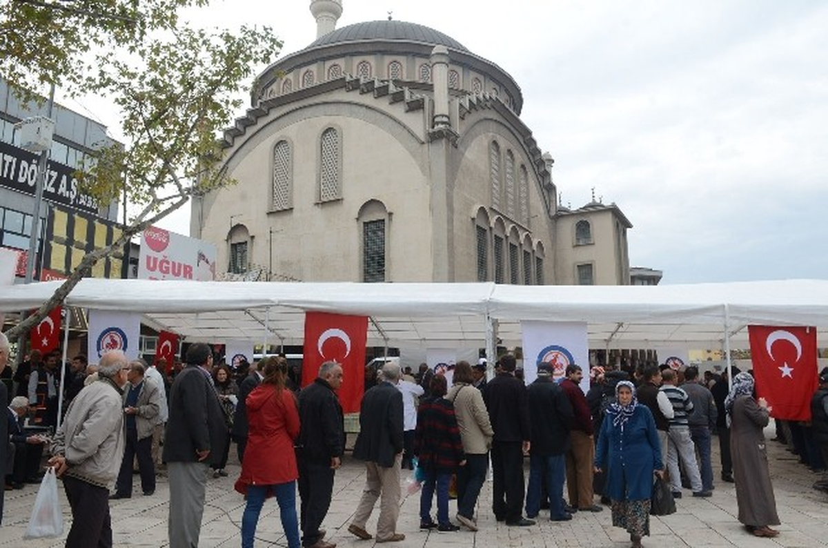 Denizli Belediyesinden 10 Bin Kişilik Aşure
