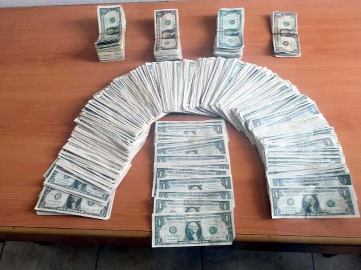 Diyarbakır\'da 58 Bin Sahte Dolar Ele Geçirildi