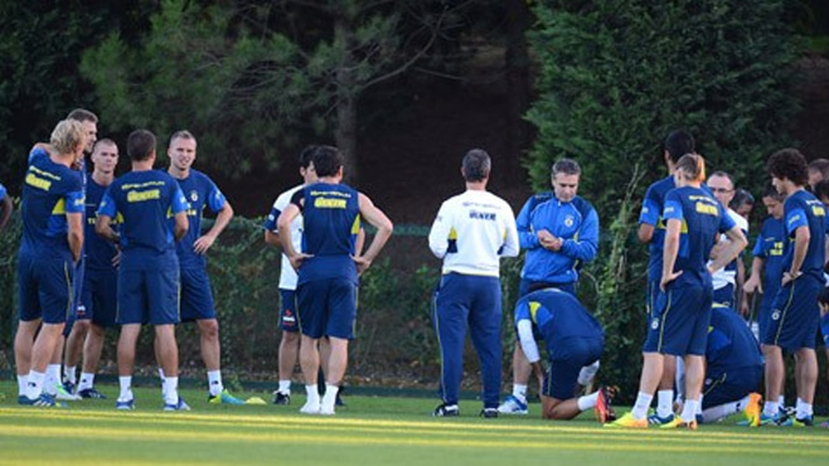 Fenerbahçe, Medical Park Antalyaspor Maçının Hazırlıklarını Sürdürdü