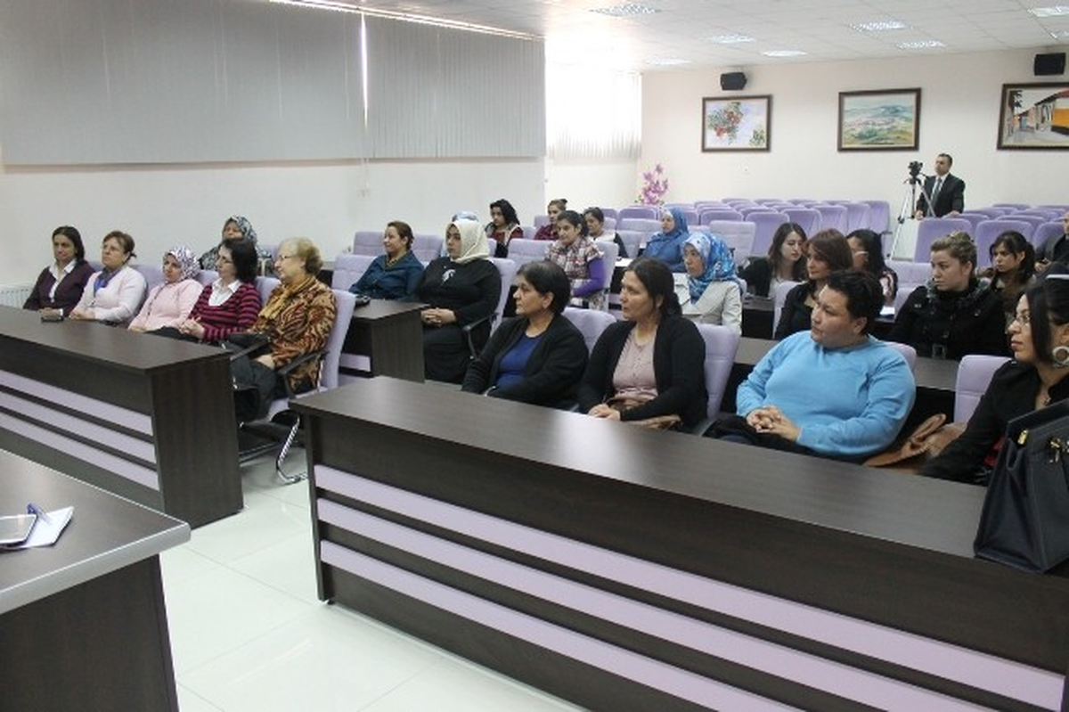 "Geleceğini Yöneten Kadınlar" Projesi Uygulanmaya Başladı