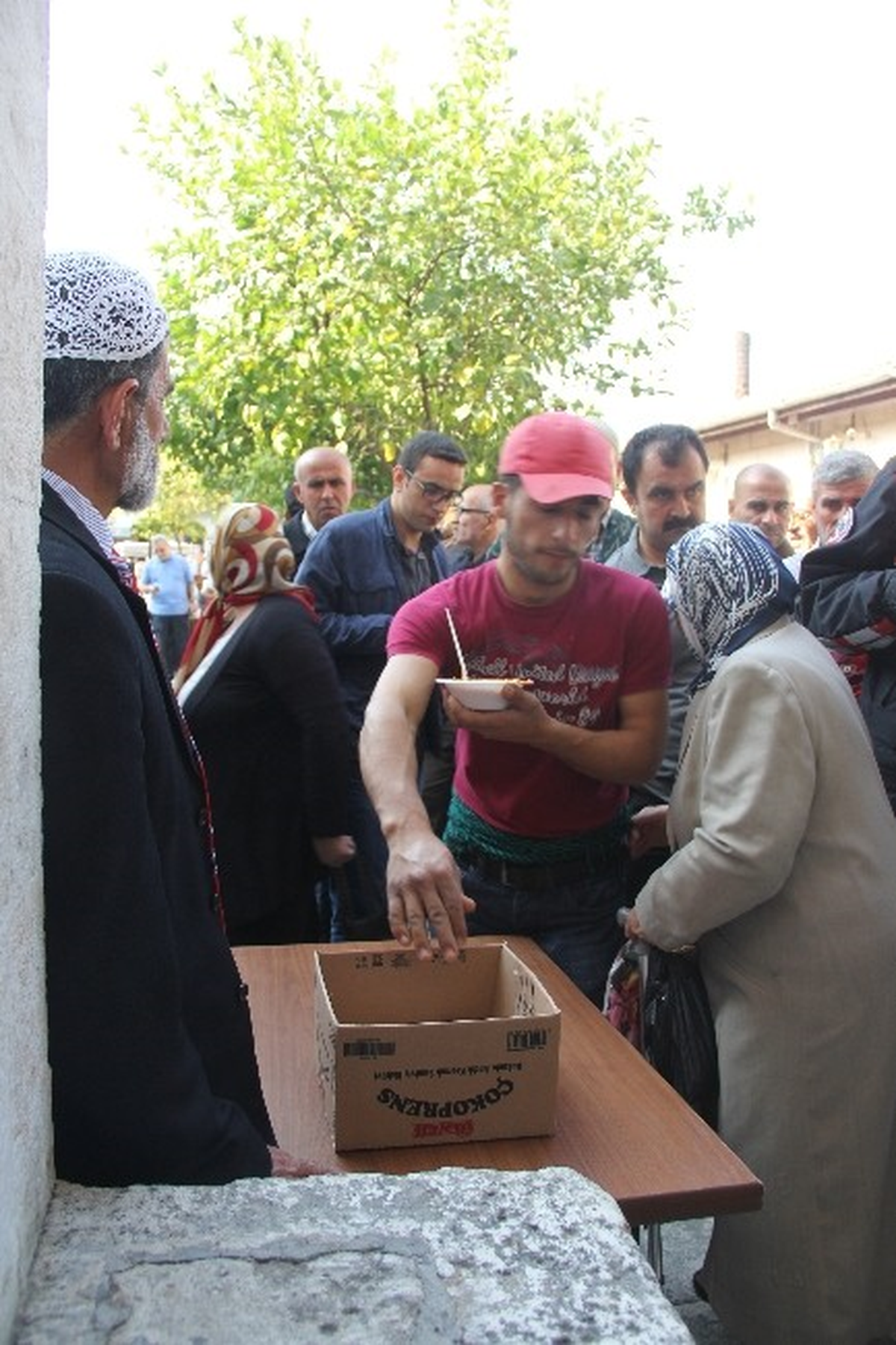 Hatay\'da Filipinler İçin Yardım Kampanyası