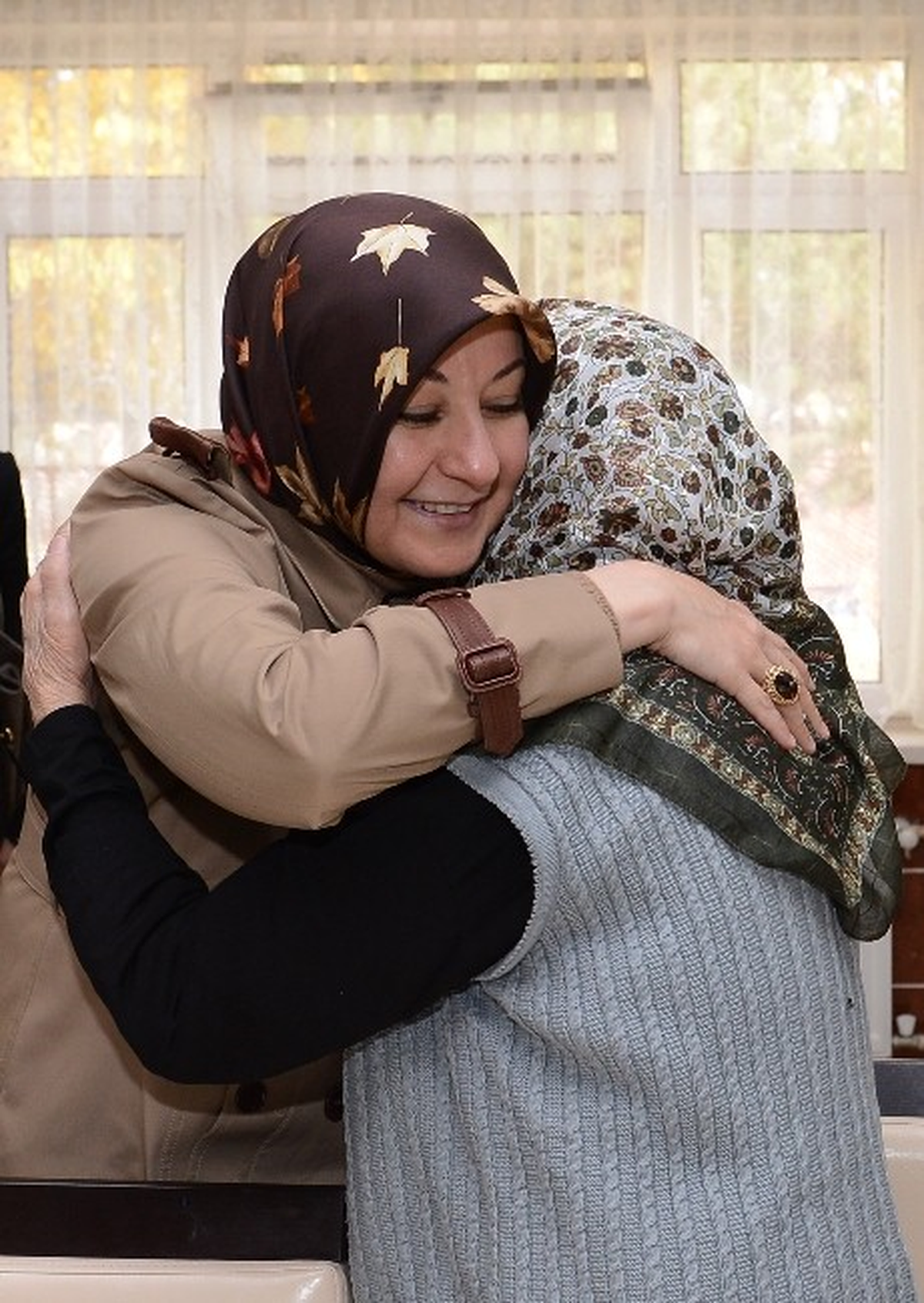 Hayrünnisa Gül, Erzincan\'da Huzurevi ve Çocuk Evlerini Ziyaret Etti