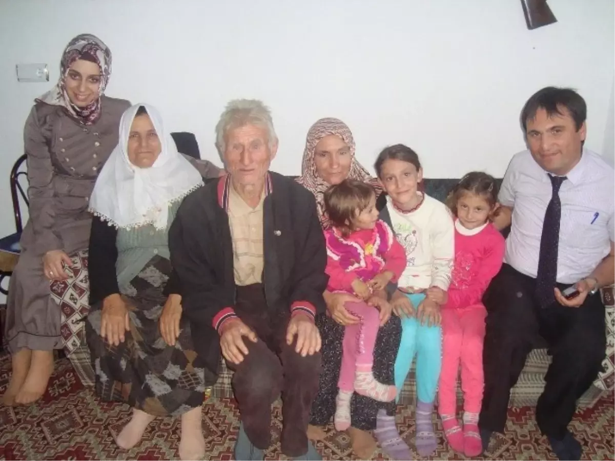 Hisarcık\'ta Öğrenci, Öğretmen, Aile El Ele Mutlu Bir Geleceğe Projesi