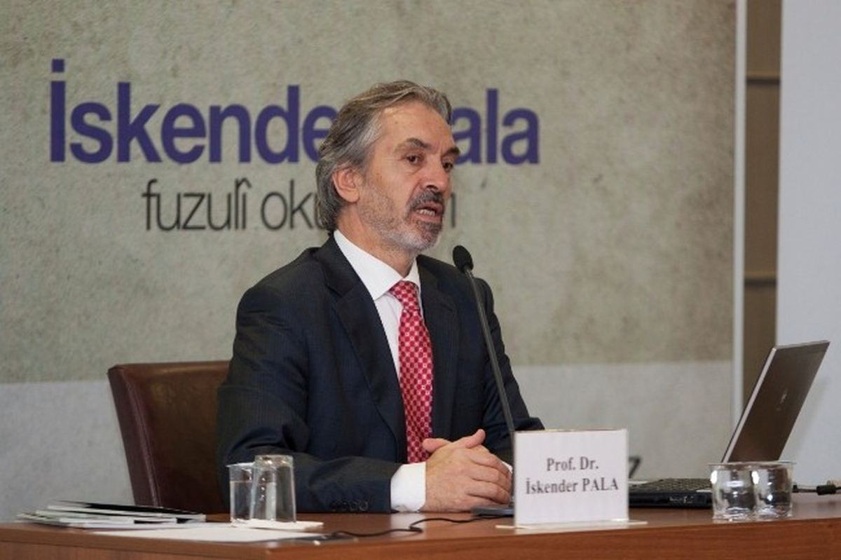 İskender Pala, Okurlarıyla Bir Araya Geldi