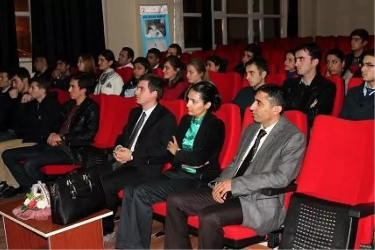 Kaymakam Maraşlı Öğretmenlerle Buluştu