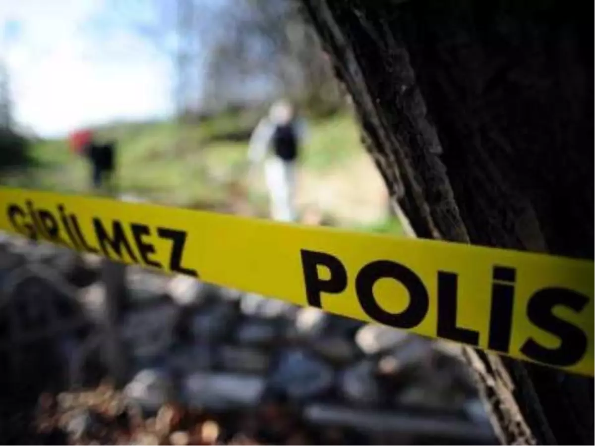 Kız Yurdunda Doğum Yaptı, Bebeğinin Başını Koparıp Sakladı