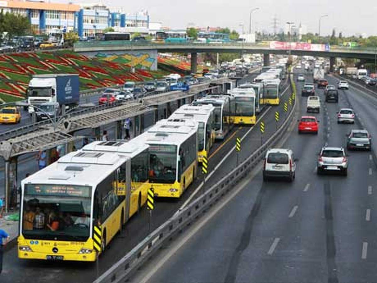 Metrobüsler Maraton Zamanı Zincirlikuyu'ya Kadar Çalışacak