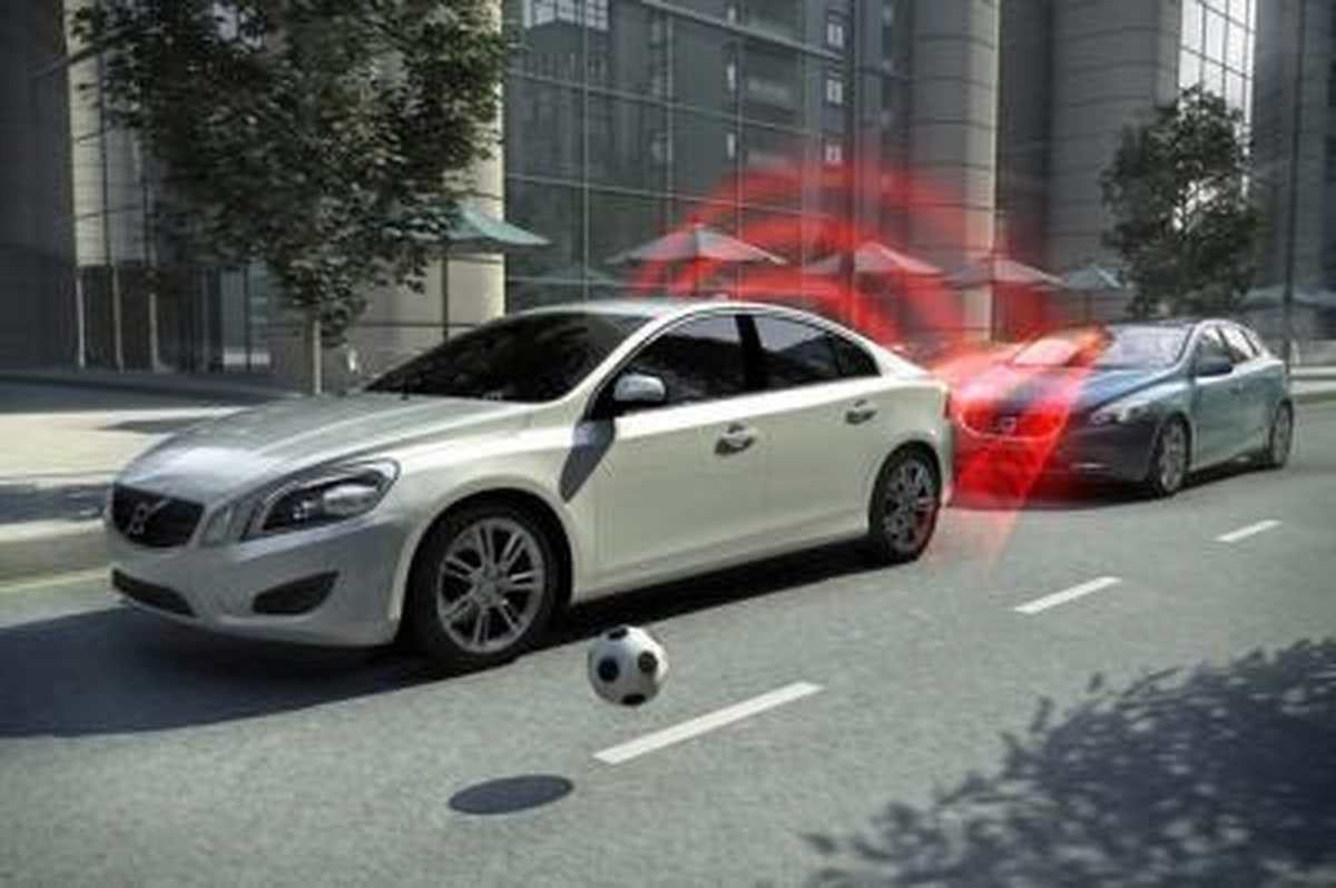 Otomatik Fren Çarpışmayı Yüzde 20 Azaltıyor