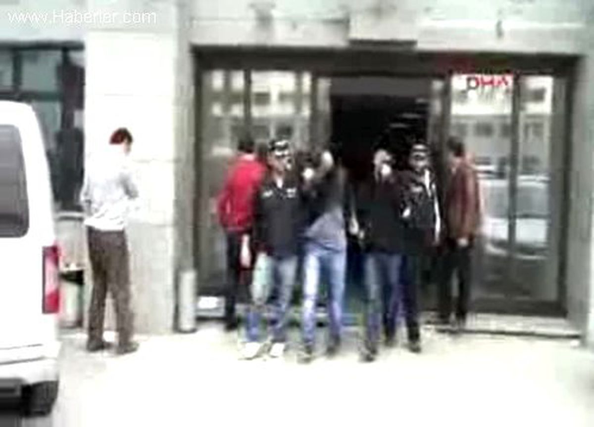 Sahte Elektronik Eşya Şebekesi Çökertildi