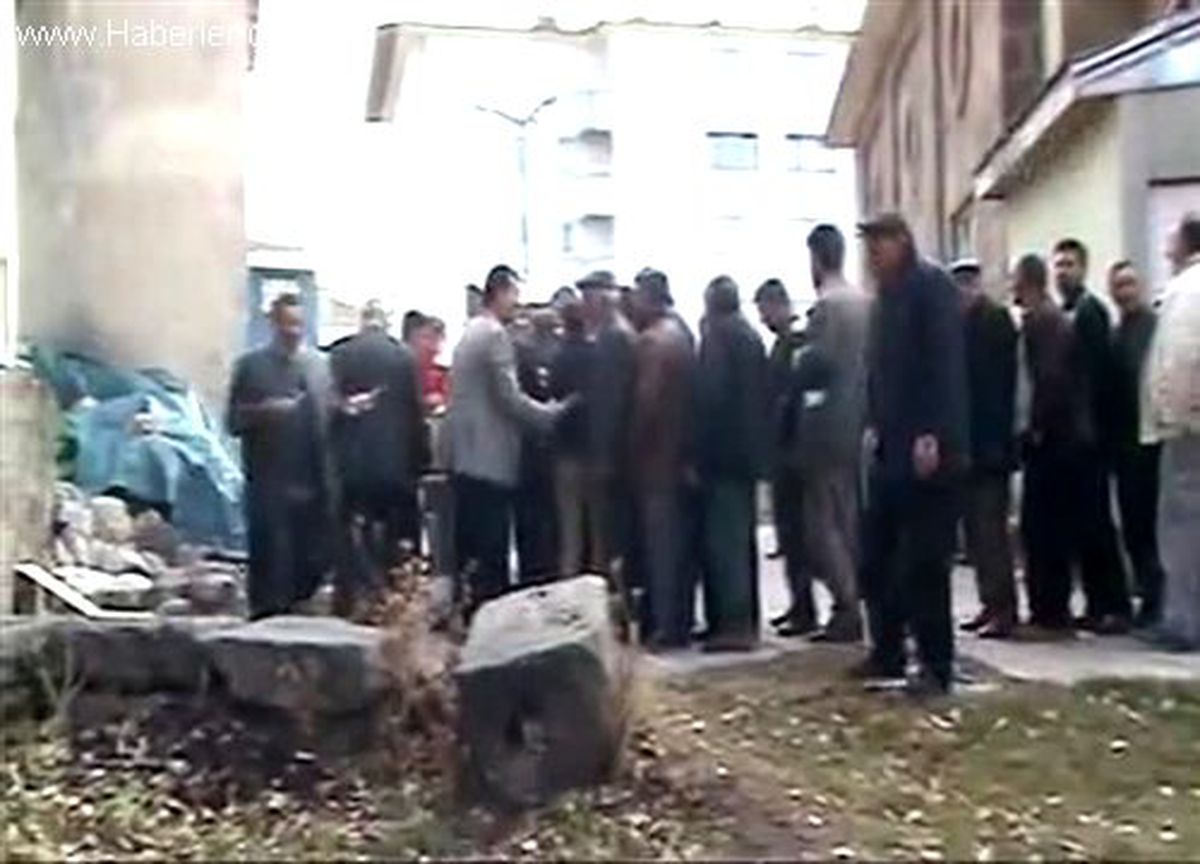 Sarıkamış Müftülüğü Bin 500 Kişiye Aşure Dağıttı