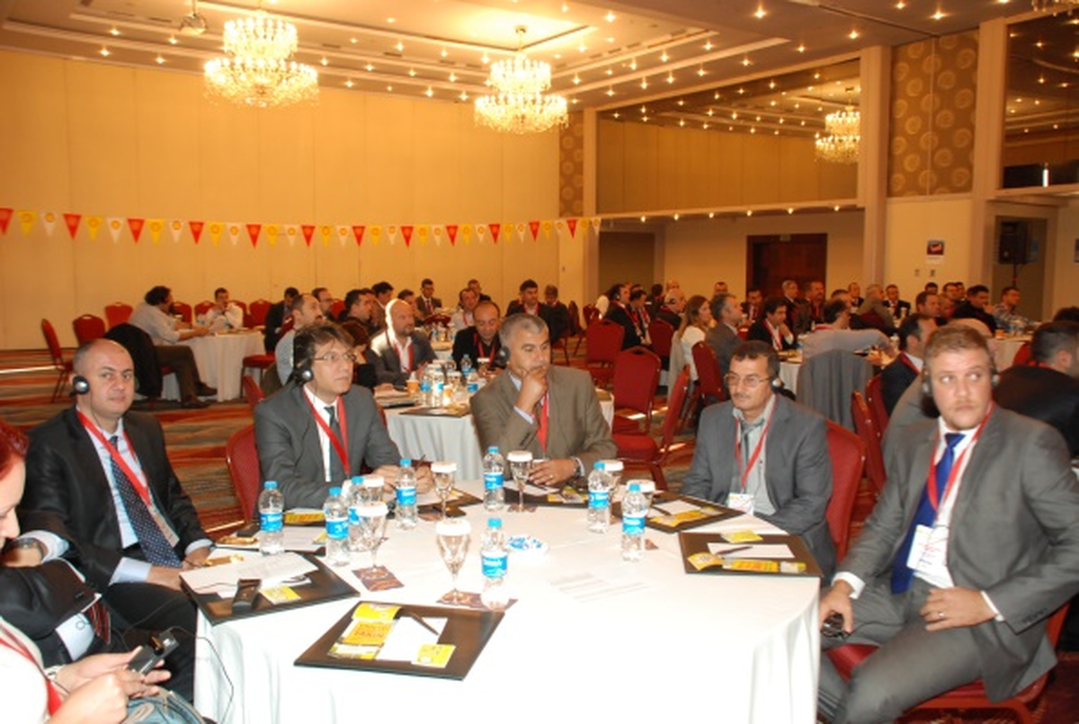Shell, Konferansta İş Ortaklarıyla Buluştu