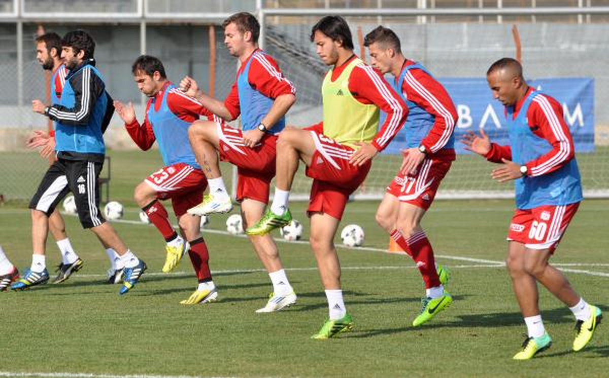 Sivasspor\'da Galatasaray Alarmı