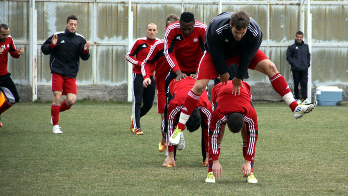 Sivasspor, Galalatasaray Maçı Hazırlıklarına Başladı