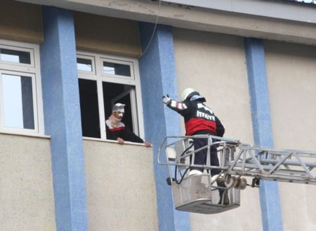 Suşehri Devlet Hastanesinde Yangın Tatbikatı Yapıldı