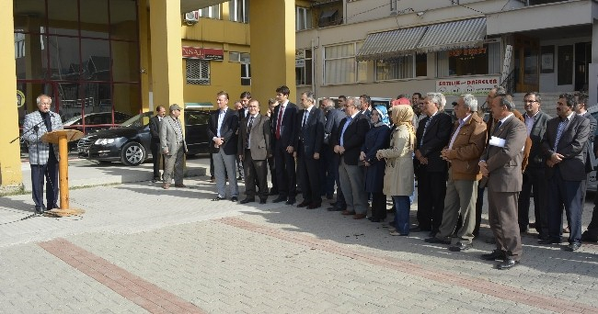 Tavşanlı\'da 20 Bin Kişiye Aşure