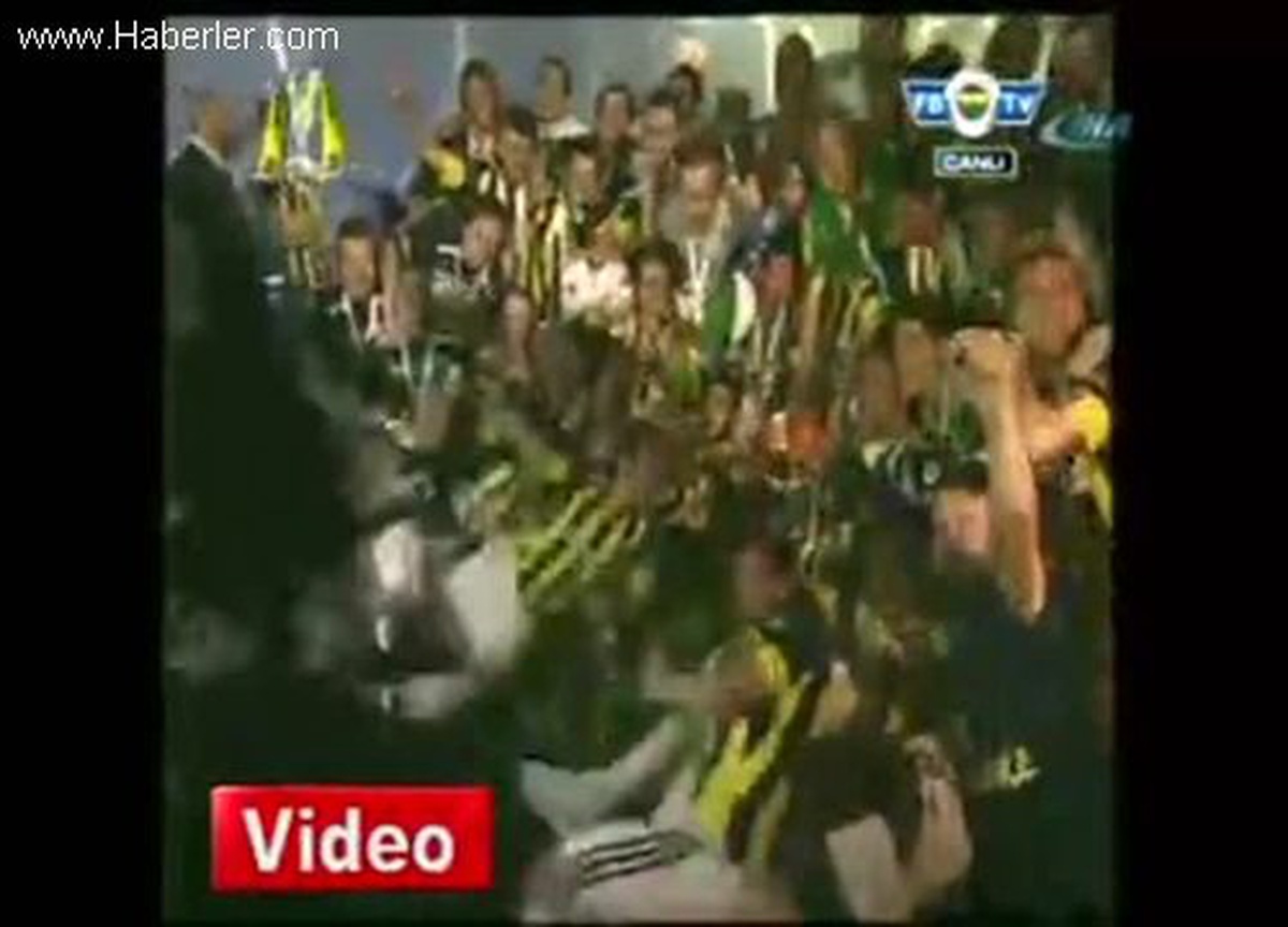 Tff, 2010-11 Sezonunun Şampiyonunu Açıkladı