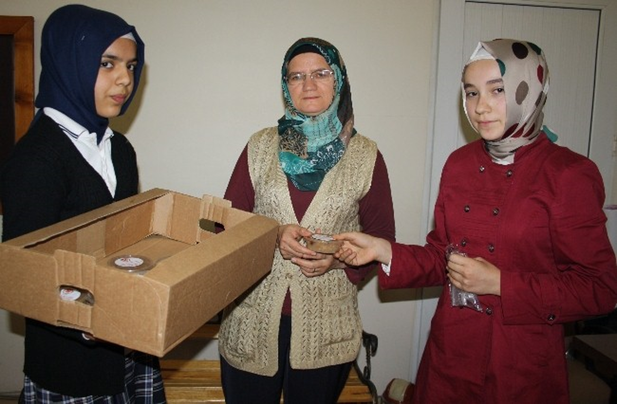 Vize İmam Hatip Lisesi Aşure Dağıttı