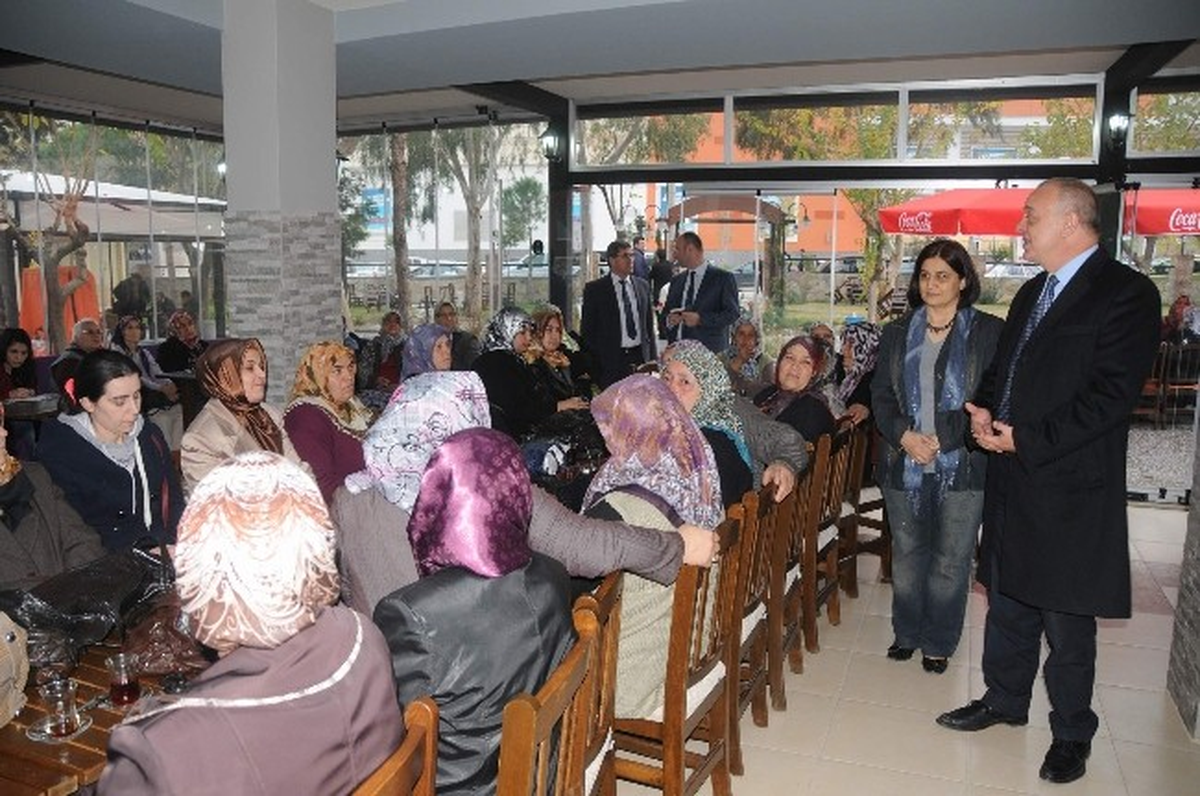 Ahmetlili Bayanlardan Başkan Ergün\'e Teşekkür