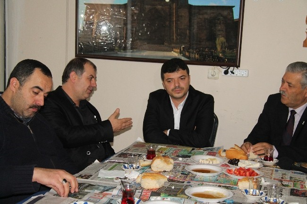 AK Parti Hakkı Atila, Stk\'larla Kolkola