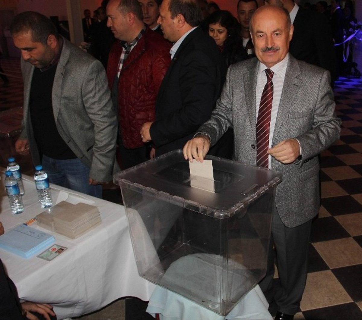 AK Parti Karabük\'te Temayül Yoklamasını Tamamladı