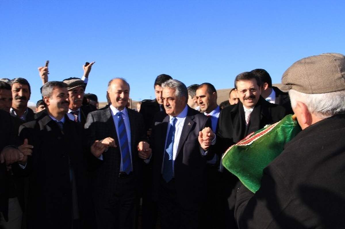 Aktaş Sınır Kapısı\'nın Temeli Atma Töreni