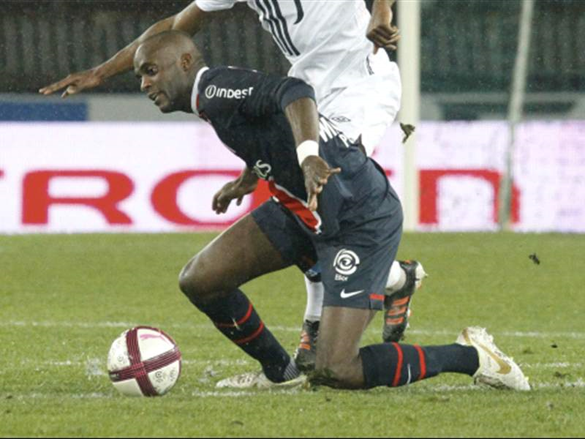 Anderlecht Liverpool Forması Giyen Sissoko\'yu Beğenmedi