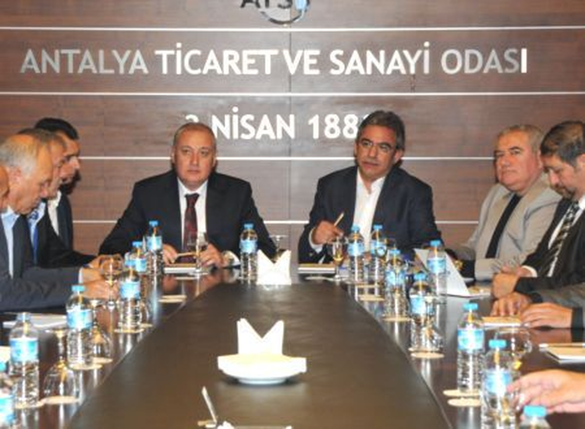 ATSO Başkanı Budak: AVM\'lere Karşı Değiliz