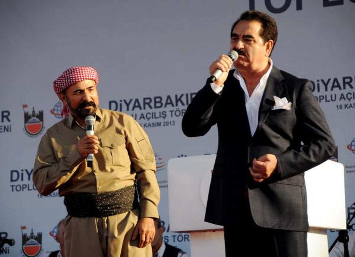 Başbakan, Diyarbakır\'da İlk Ziyaretini Baydemir\'e Yaptı(4)