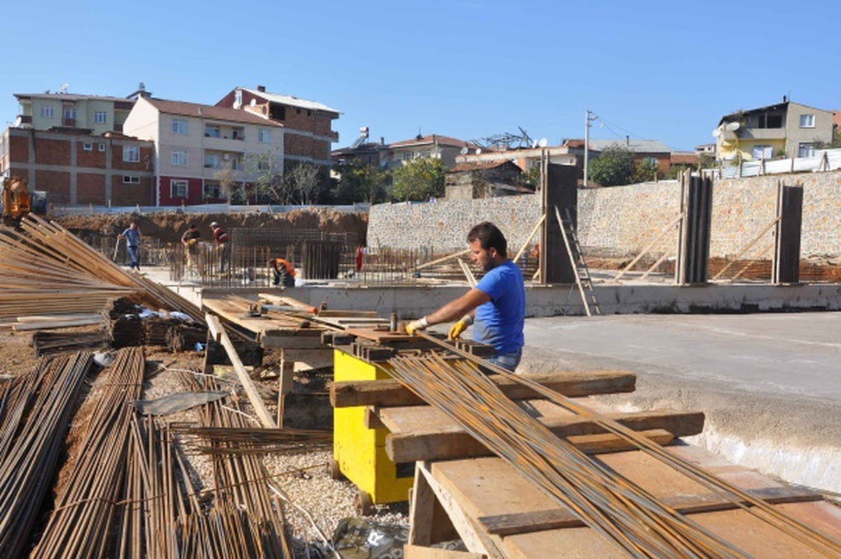 Beylikbağı Kültür Merkezi\'nin Yapımı Devam Ediyor