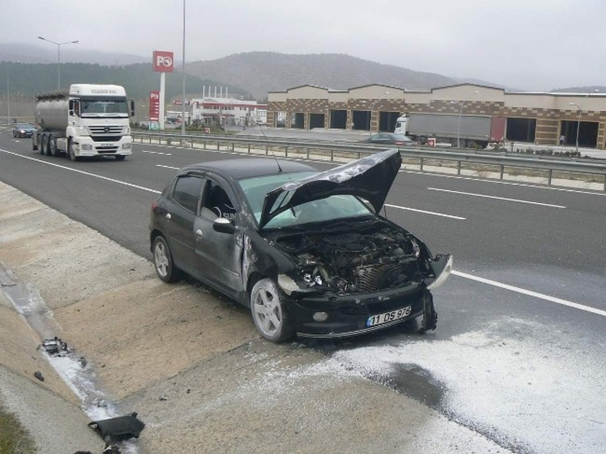 Bozüyük\'teki Kaza Ucuz Atlatıldı